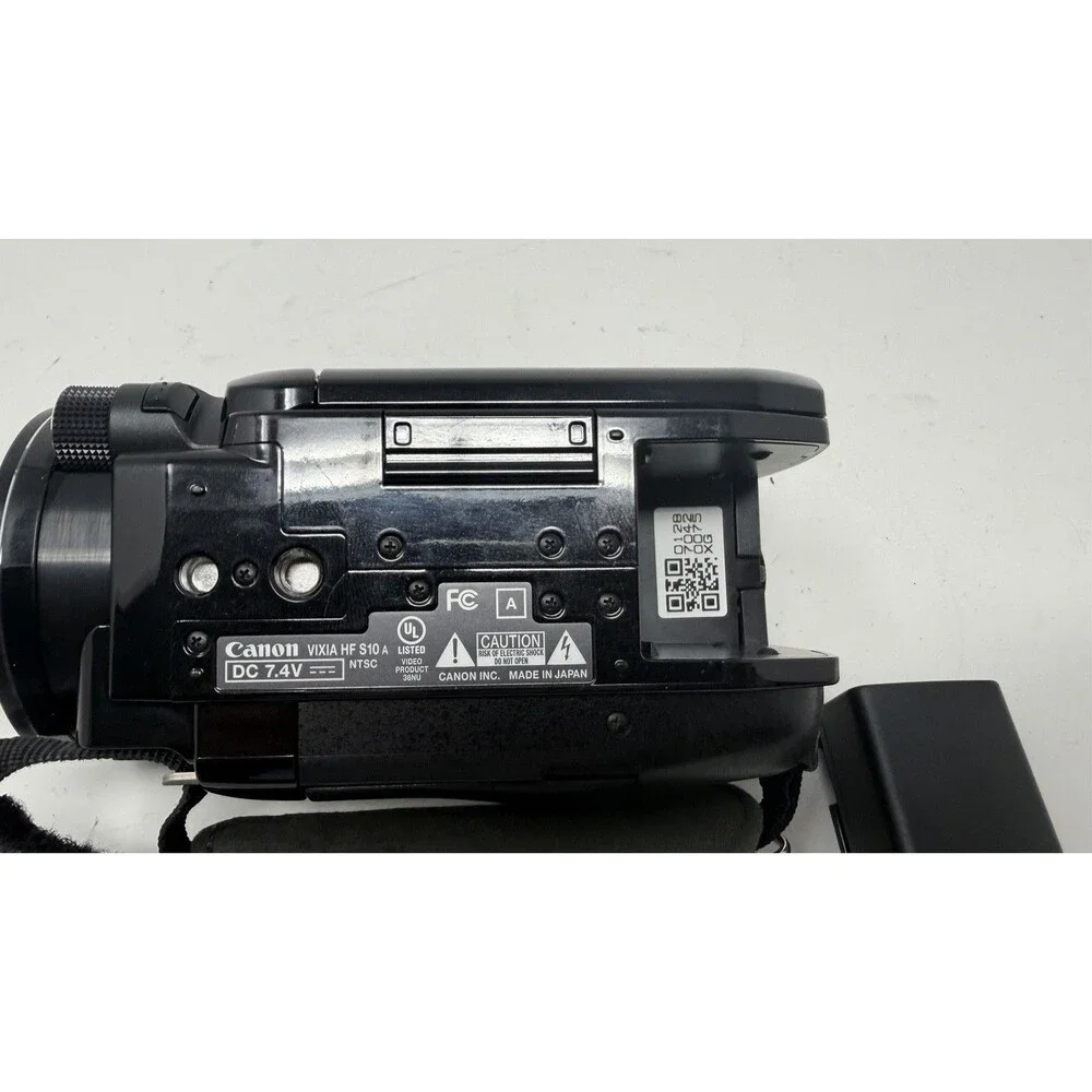 Canon Vixia HF S10 32 GB Camcorder - Black 8.0MP 10X Optical Zoom 2.6